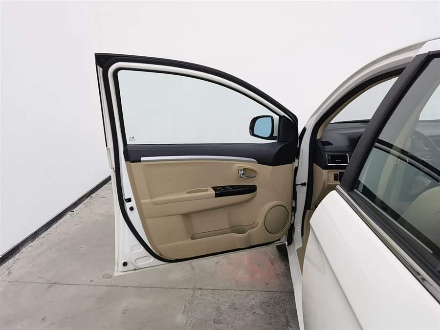 Great Wall C30 2014 imagem de carro #9