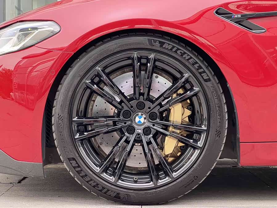 BMW M5 2021 car image #9