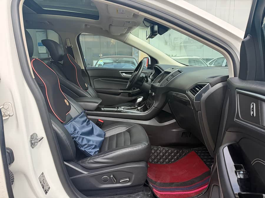 Ford Edge 2020 immagine di auto #9