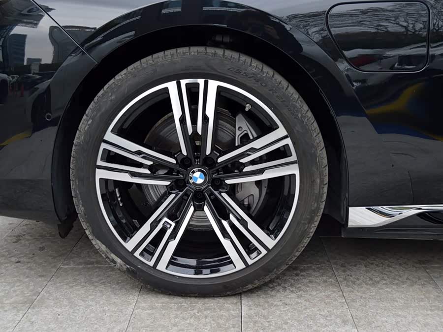 BMW i7 2024 #9 BMW i7 2024 car image #9