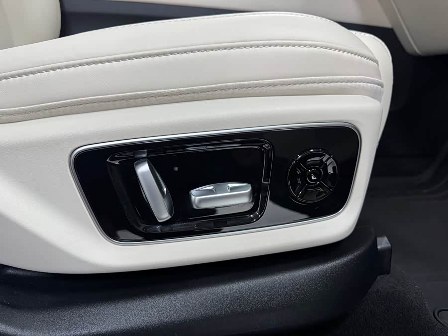 理想汽车 理想L7 2023 汽车图片 #9