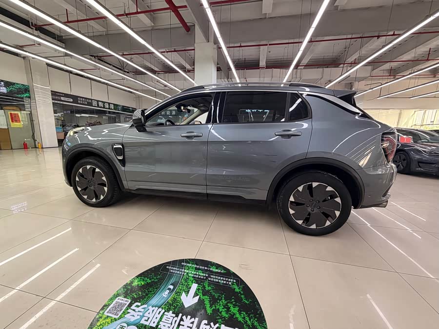 Lynk & Co 01 EM-P 2018 car image #9