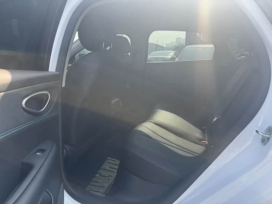 BYD Seal 05 DM-i 2025 car image #9