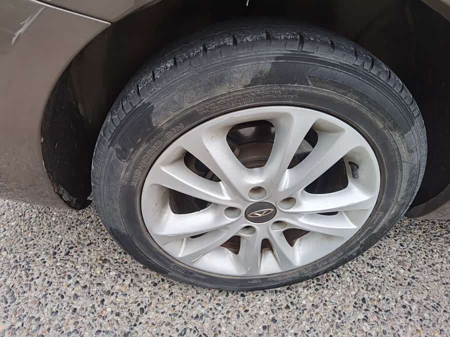 Chery Arrizo 7 2014 صورة سيارة #9