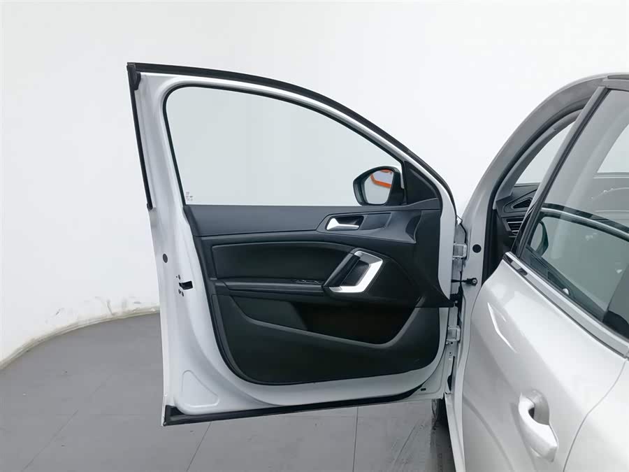 标致 标致308 2017 汽车图片 #9