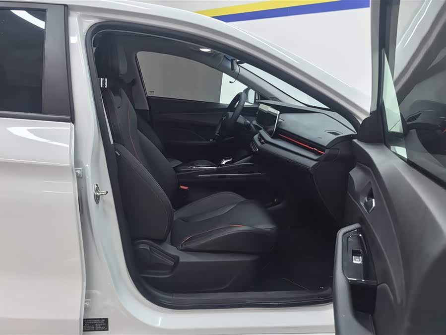 GEELY Binray 2024 car image #9