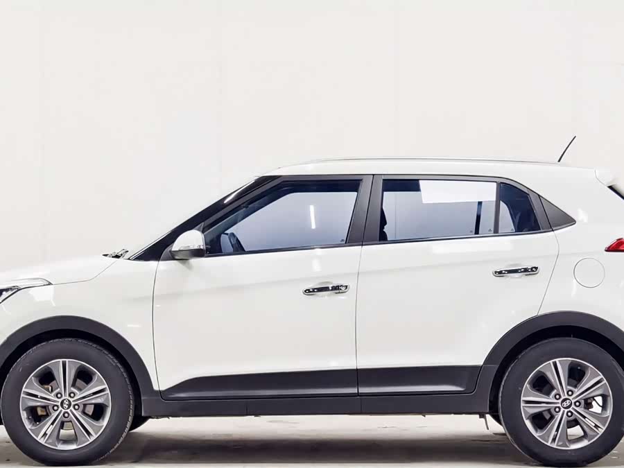 Hyundai ix25 2015 #9 Hyundai ix25 2015 car image #9