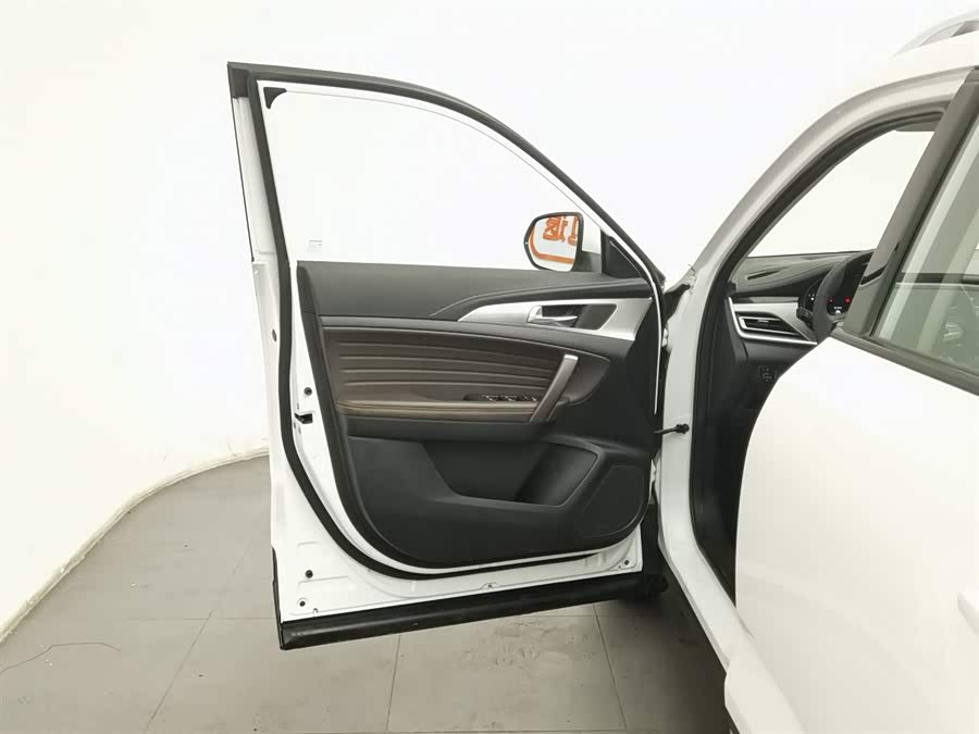 Changan CS35 Plus 2020 imagen de coche #9