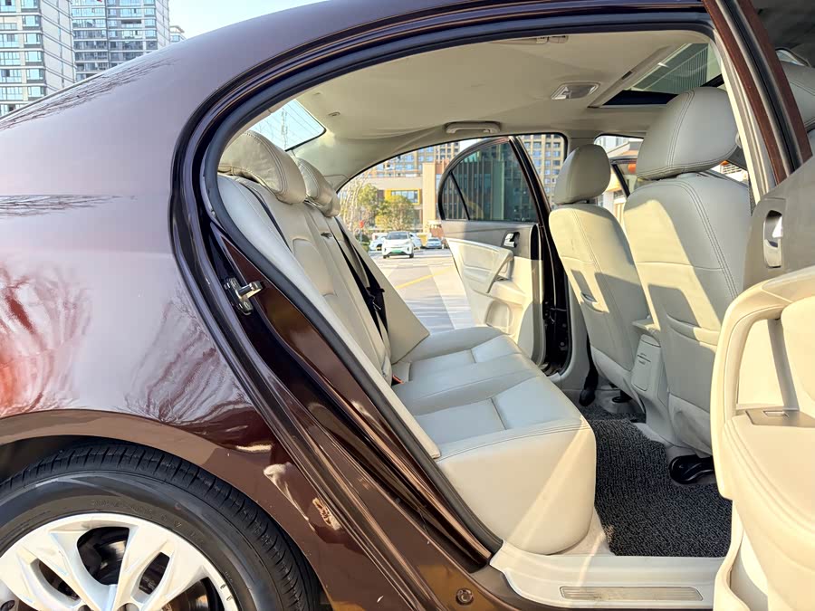 GEELY Emgrand 2015 car image #9
