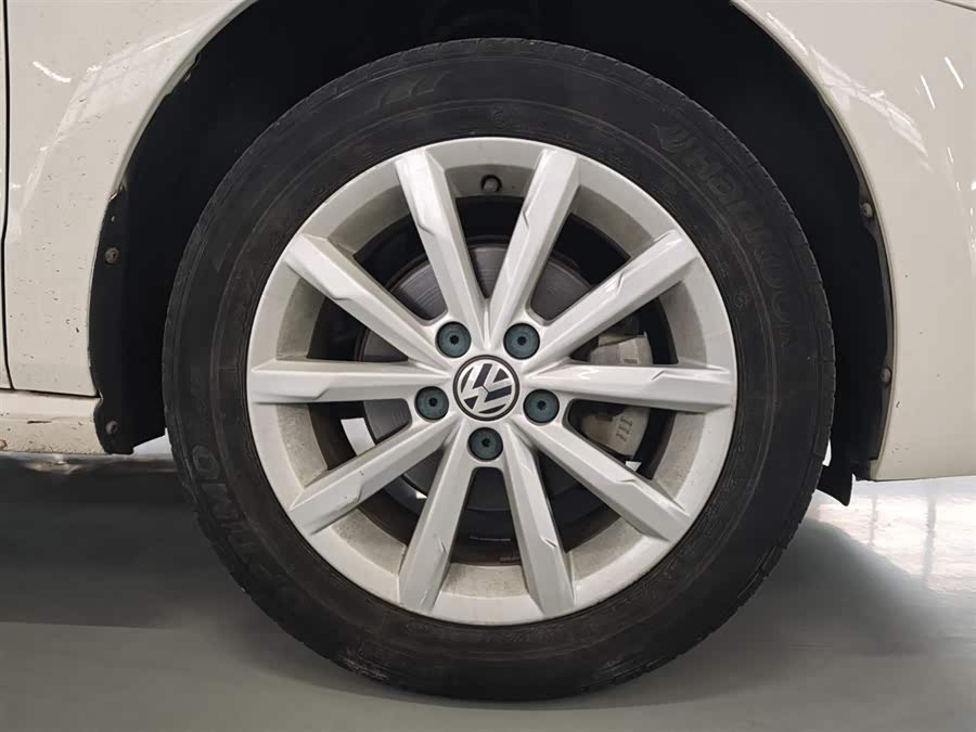 Volkswagen Polo 2018 immagine di auto #9