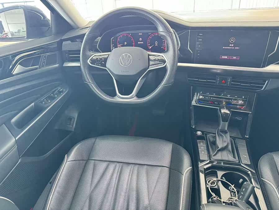 Volkswagen Passat 2021 immagine di auto #9