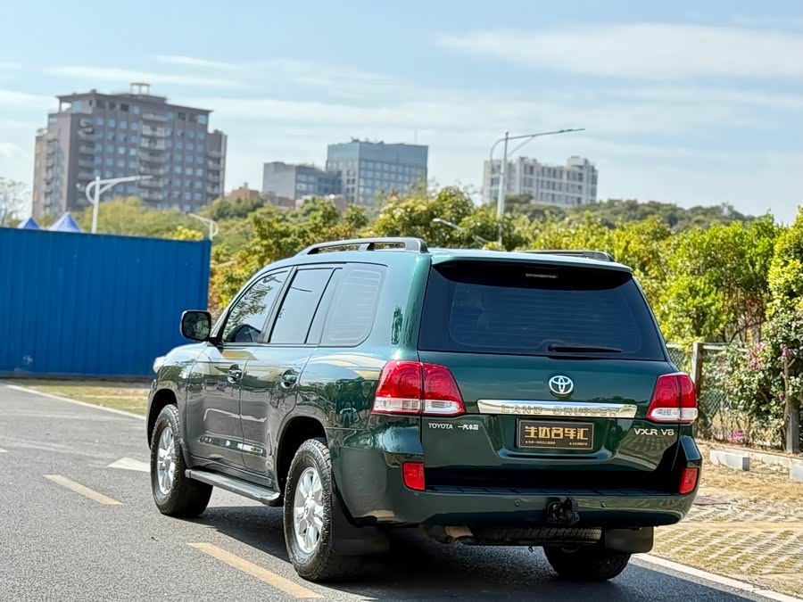 Toyota Land Cruiser 2008 car image #9