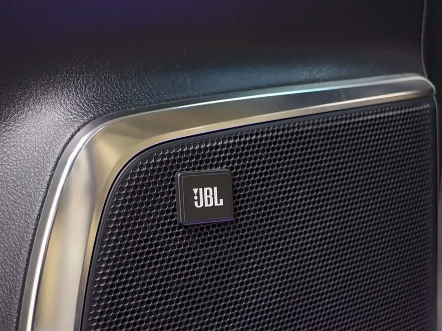 Toyota Alphard 2016 car image #9