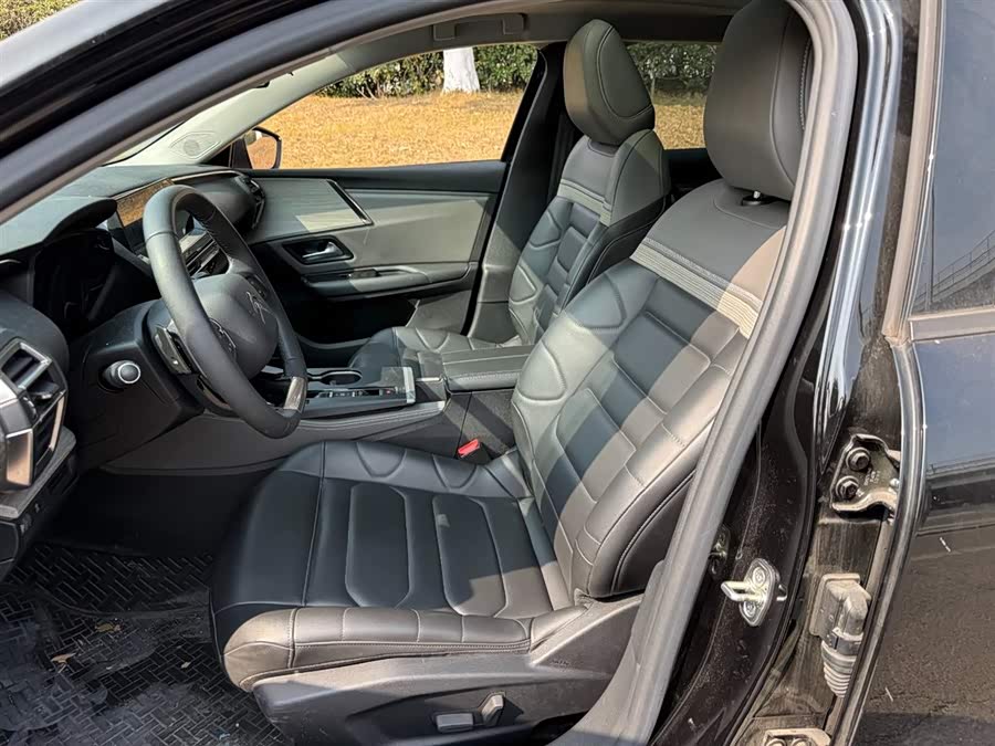 Citroen C5 X 2024 #9 Citroen C5 X 2024 car image #9