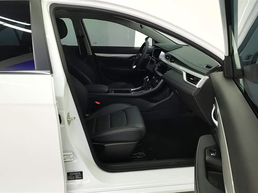 GEELY Emgrand 2020 #9 GEELY Emgrand 2020 car image #9