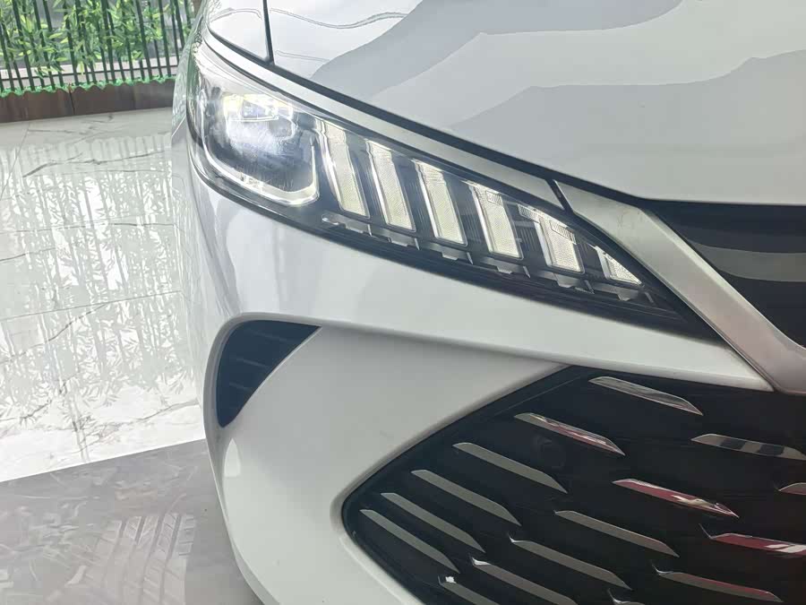 BYD Qin Plus 2025 #9 BYD Qin Plus 2025 صورة سيارة #9