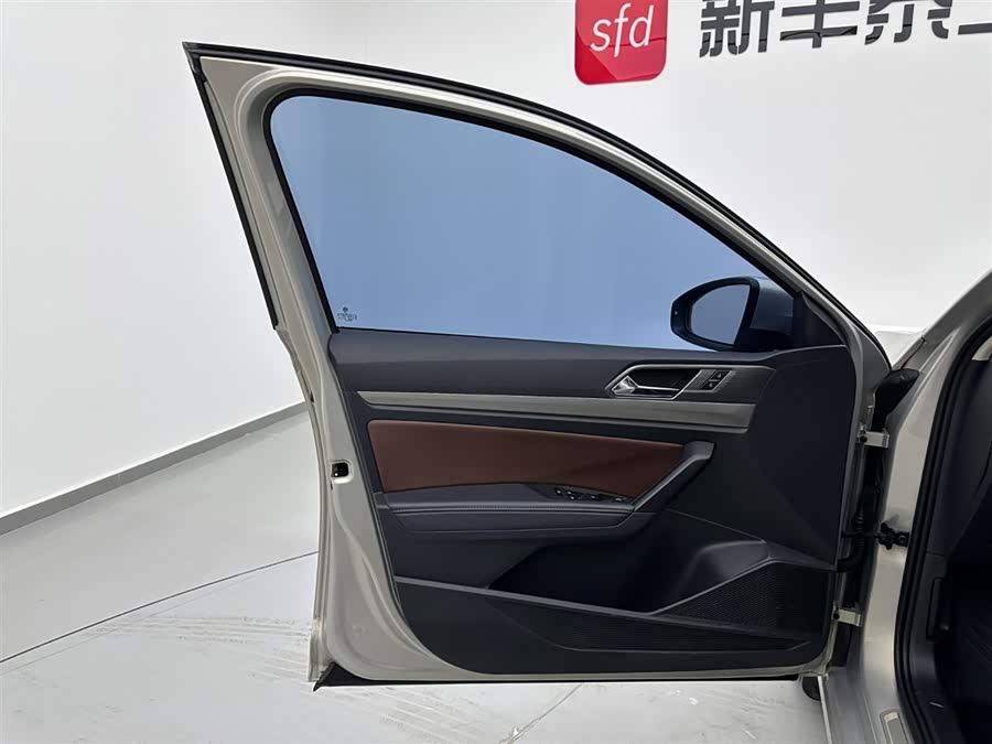 Volkswagen Lavida 2022 car image #9