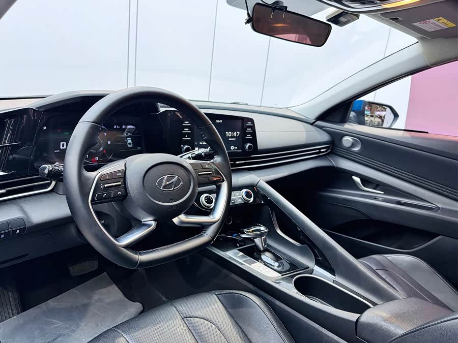 Hyundai Elantra 2021 #9 Hyundai Elantra 2021 car image #9