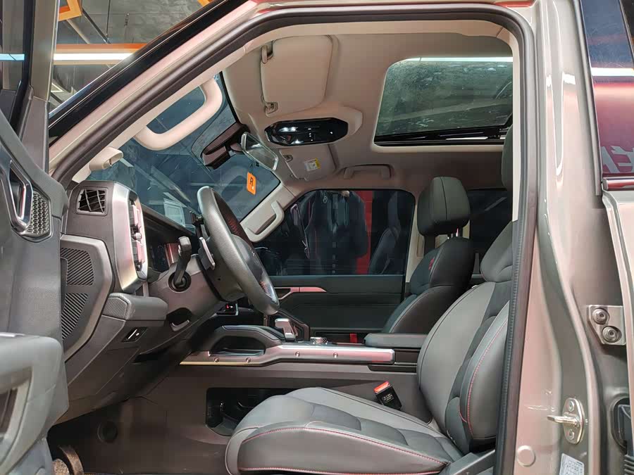 Jetour Traveller 2025 car image #9
