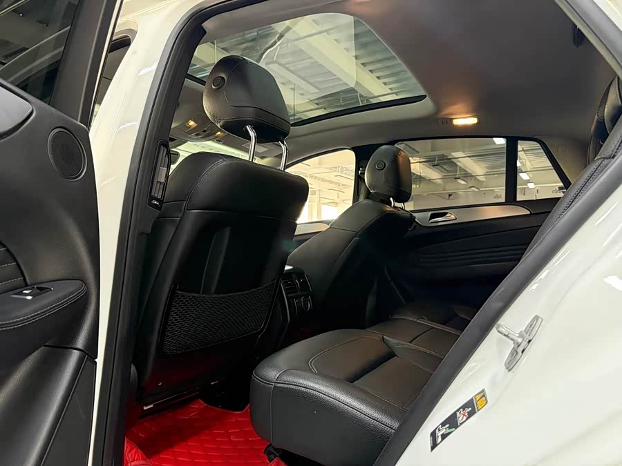 Mercedes-Benz GLE Coupe 2016 صورة سيارة #9