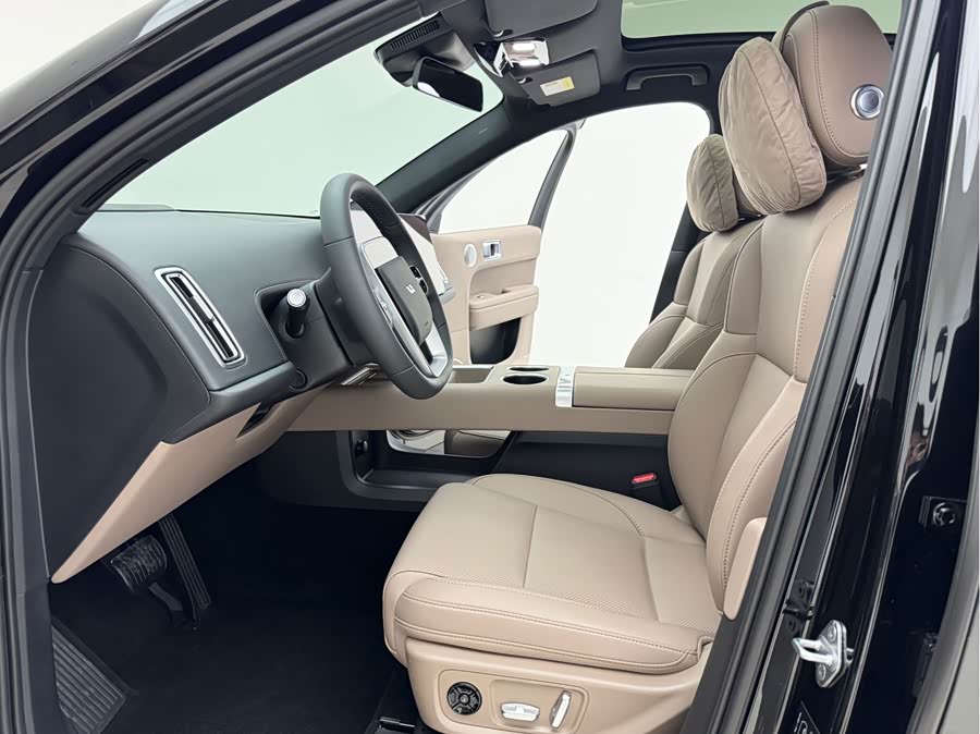 Li L6 2025 صورة سيارة #9