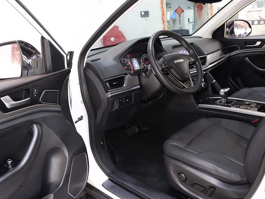Haval H6 2020 car image #9