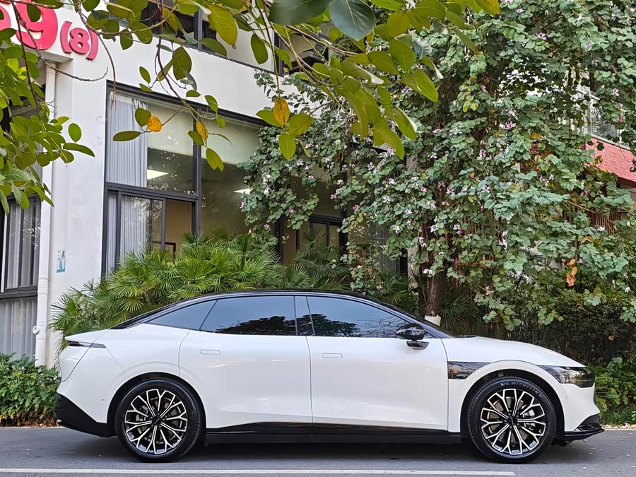 极氪 极氪007 2024 汽车图片 #9