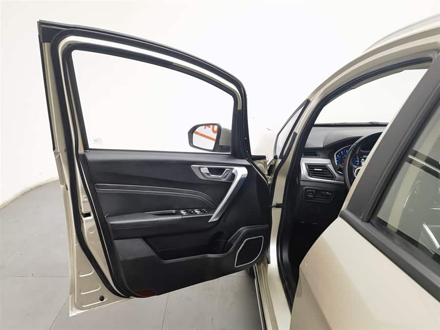 Vision X3 2018 immagine di auto #9