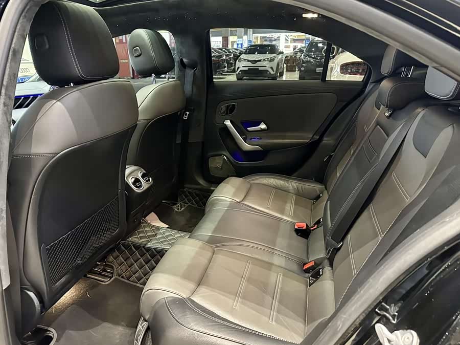 Mercedes-Benz A AMG 2022 #9 Mercedes-Benz A AMG 2022 صورة سيارة #9