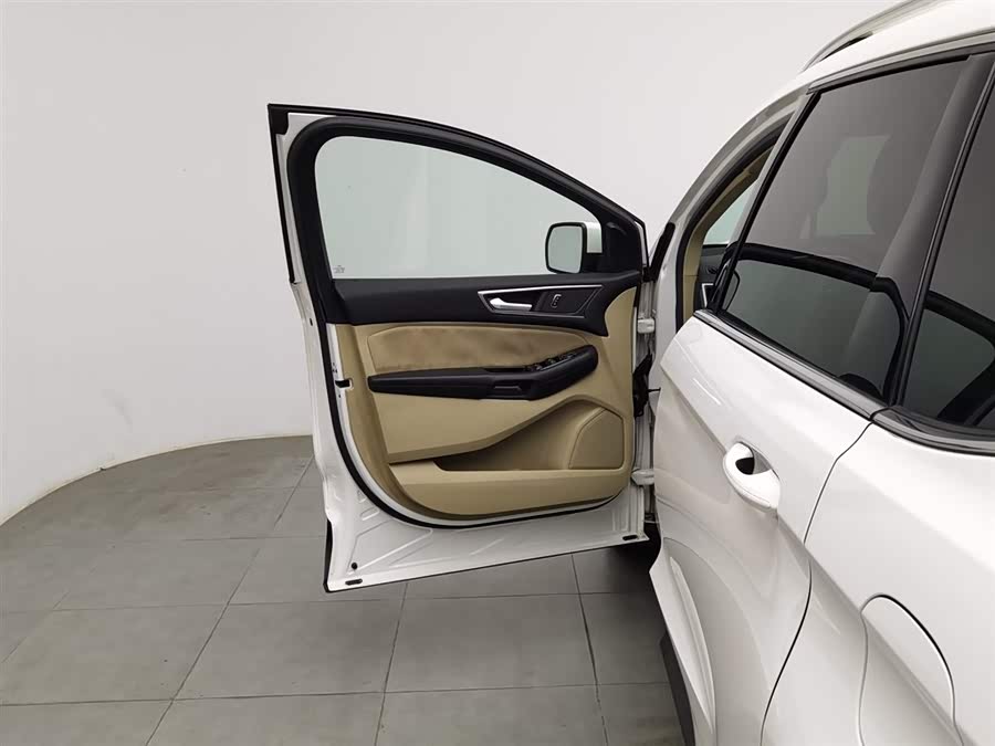 Ford Edge 2016 car image #9