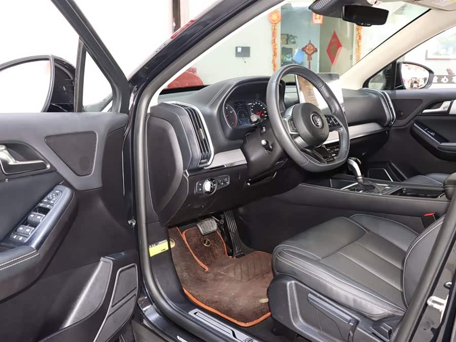 BYD Tang 2020 car image #9