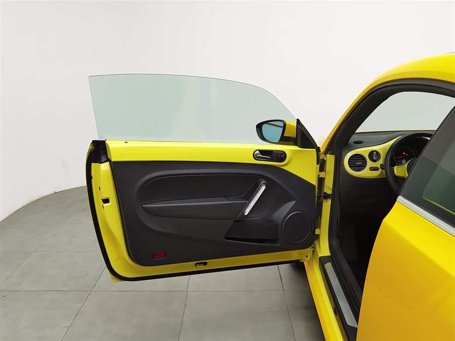 Volkswagen Beetle 2013 immagine di auto #9