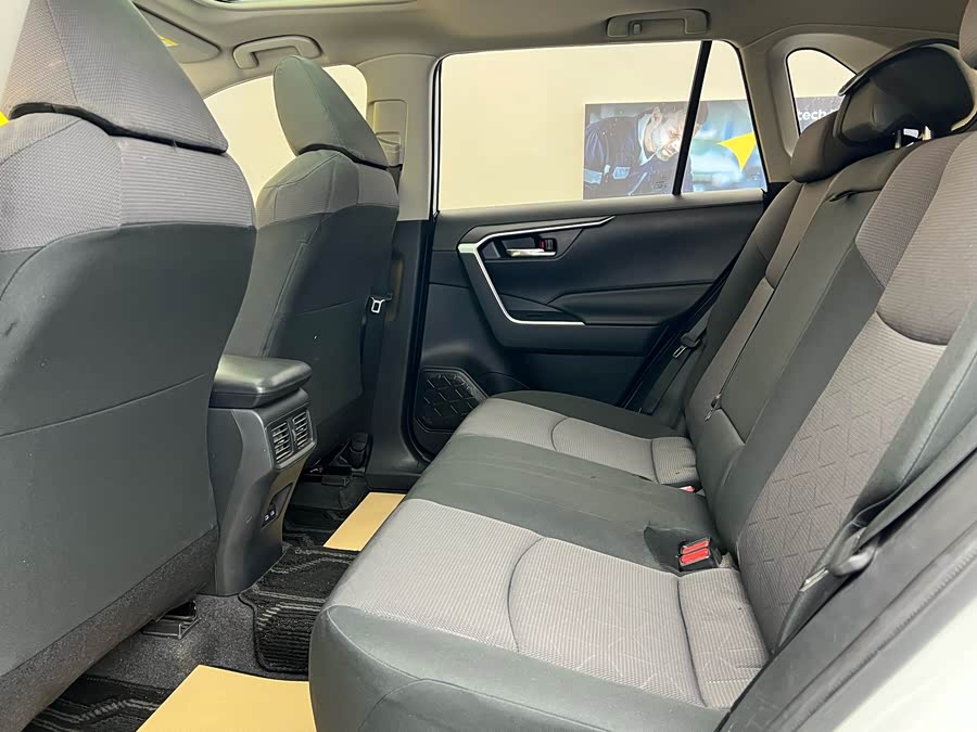 丰田 RAV4荣放 2023 汽车图片 #9