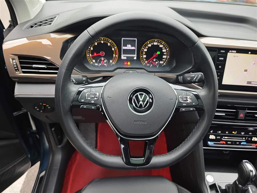 Volkswagen Tharu 2020 car image #9