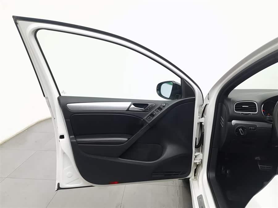 Volkswagen Golf (Imported) 2012 immagine di auto #9