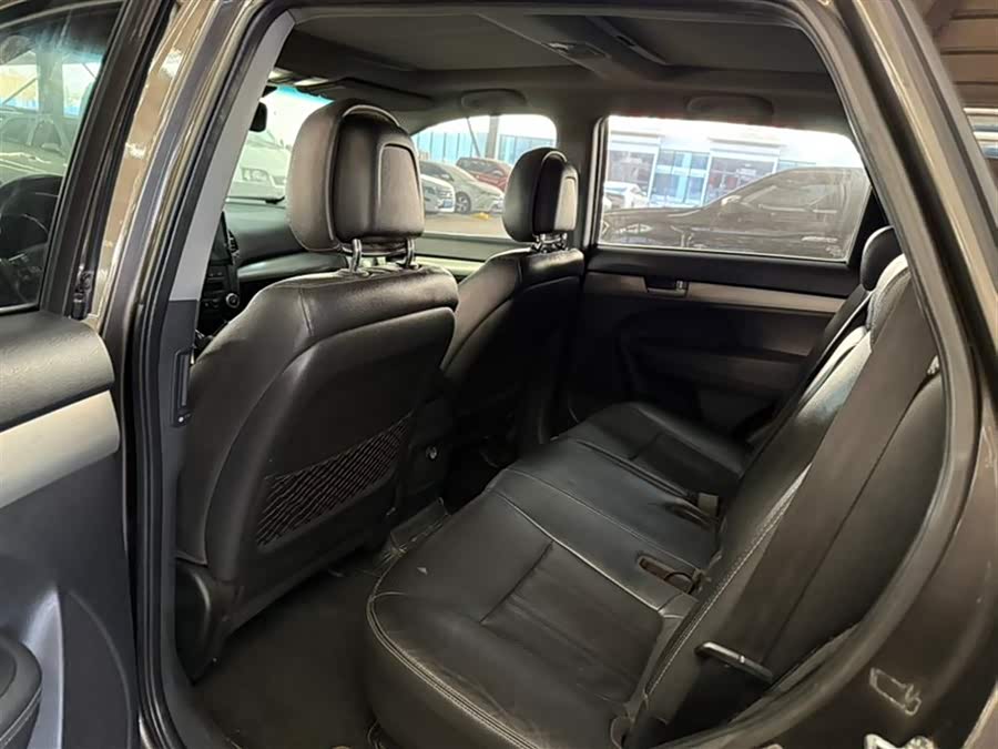 Kia Sorento 2011 car image #9