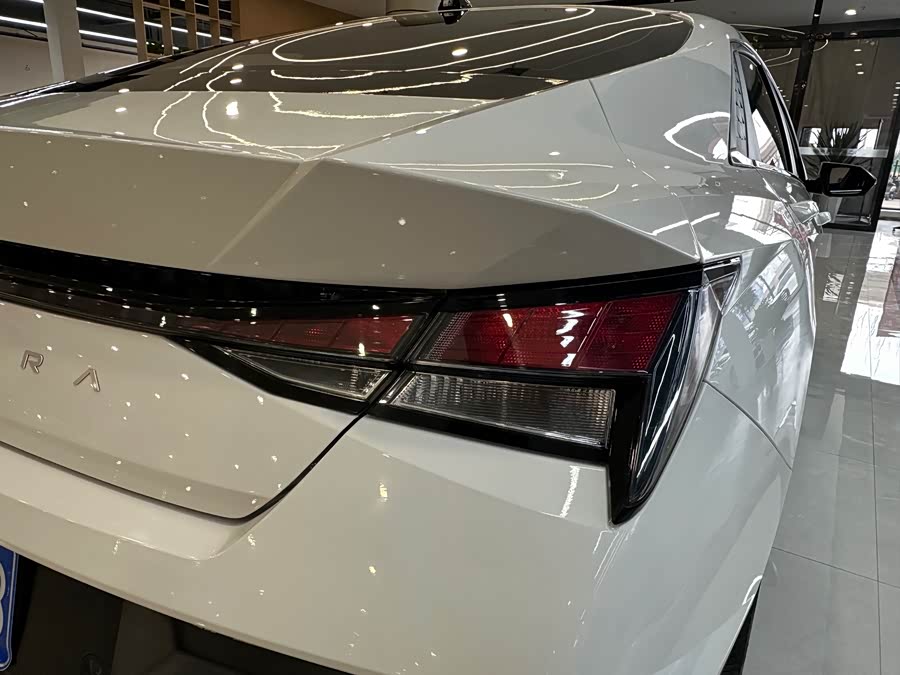 Hyundai Elantra 2023 #9 Hyundai Elantra 2023 car image #9