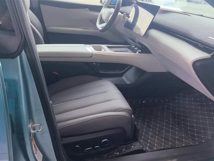 Deepal L07 2024 изображение автомобиля #9