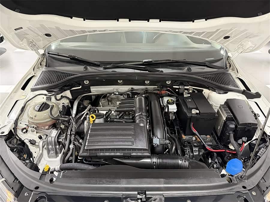 Skoda Octavia 2017 car image #9