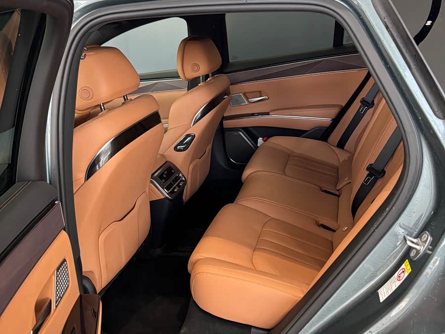 BYD HanL 2025 #9 BYD HanL 2025 car image #9