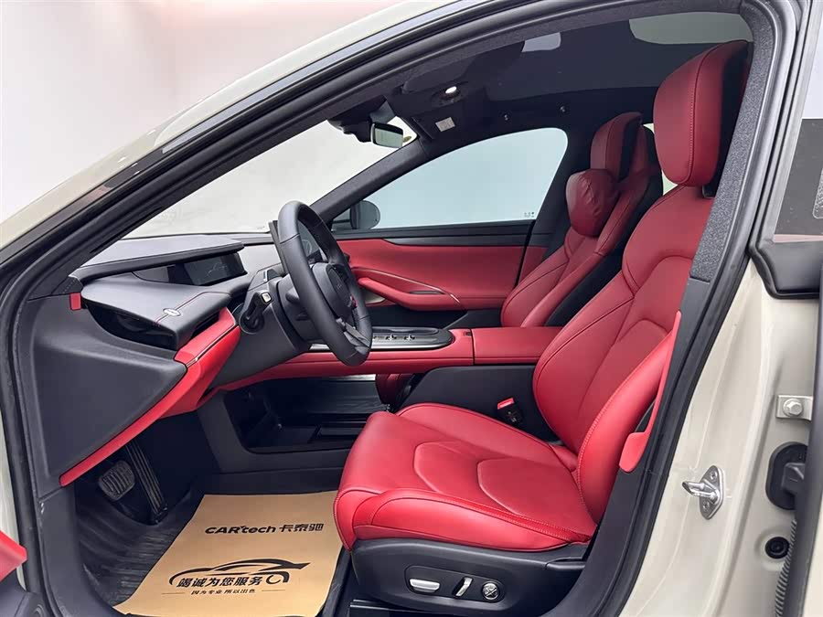 MI SU7 2024 car image #9