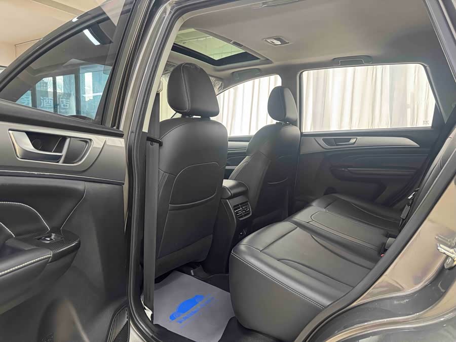 Haval M6 2021 #9 Haval M6 2021 car image #9