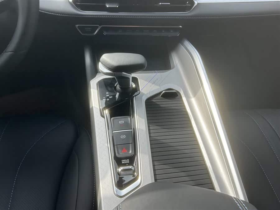 GEELY Preface 2025 #9 GEELY Preface 2025 immagine di auto #9