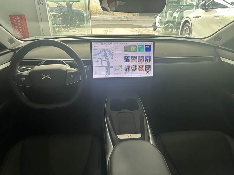 Xpeng 2025 car image #9