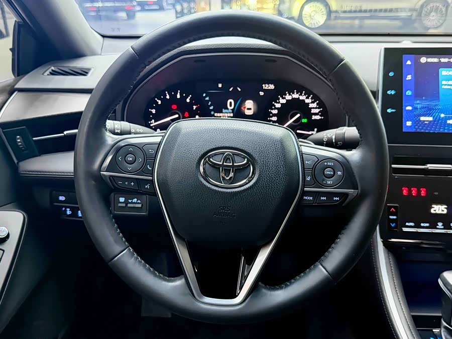 Toyota Avalon 2022 car image #9