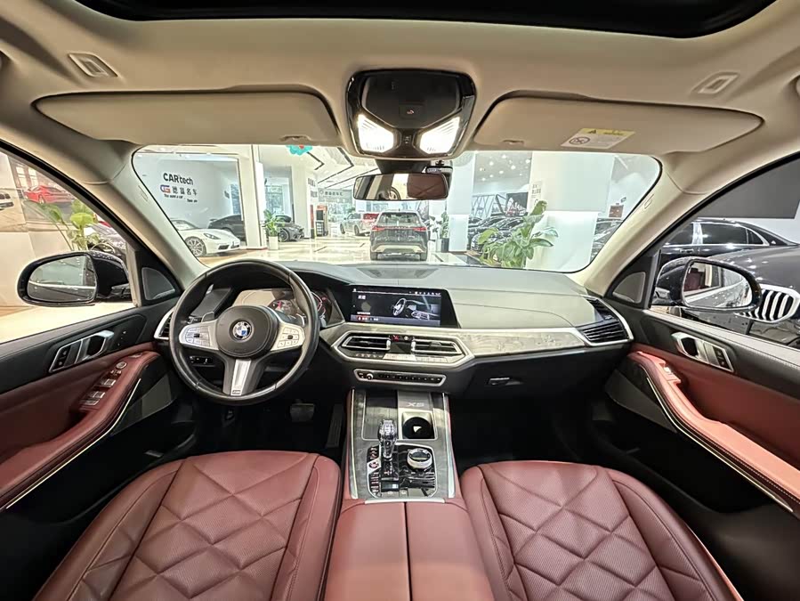 BMW X5 2022 car image #9