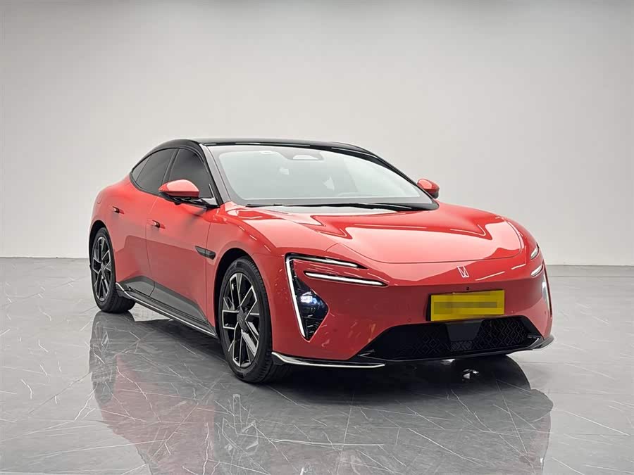 Avatr 06 2025 car image #9