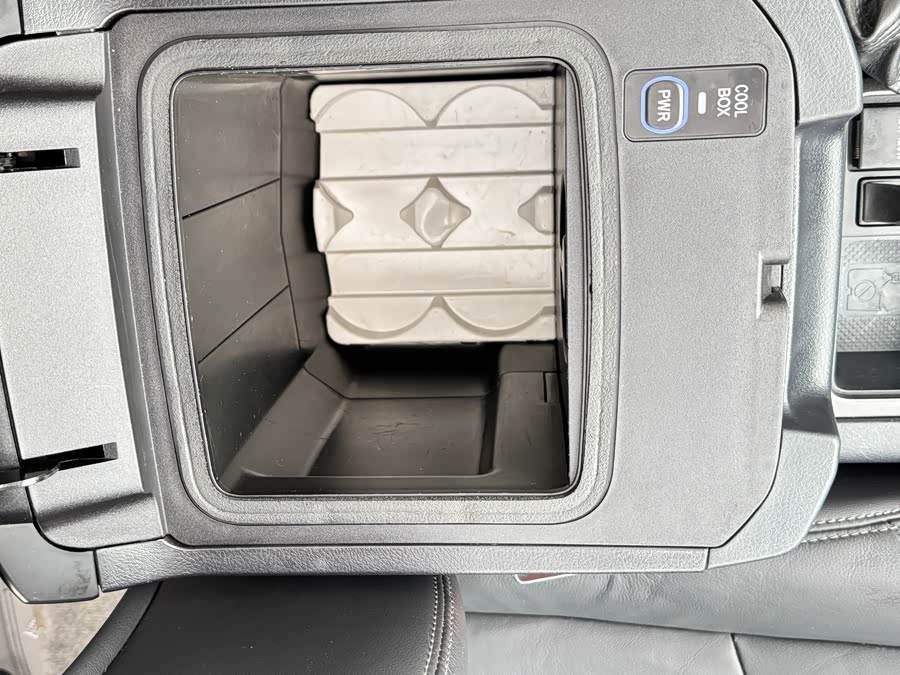 Toyota Land Cruiser Prado 2016 #9 Toyota Land Cruiser Prado 2016 car image #9