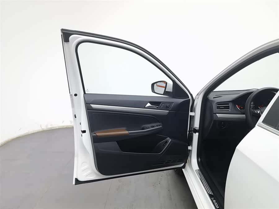 Volkswagen Lavida 2022 car image #9