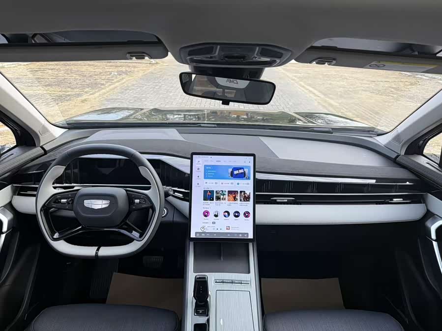 GEELY Boyue L 2024 car image #9